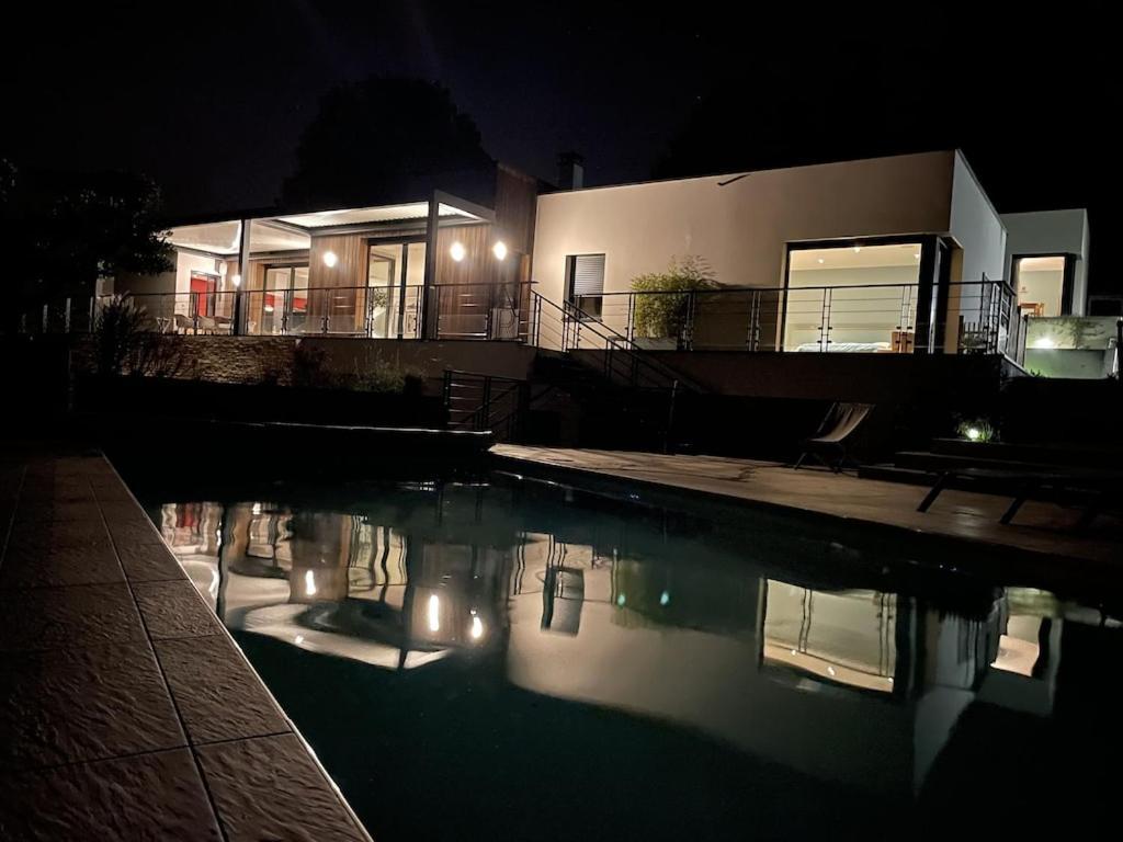 Grande Villa De Luxe Периго Экстерьер фото